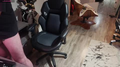 Snapshot of highclass92i chatting on 12/30/24, 02:31 High4This online show from 12/30/24, 02:31