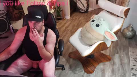 Snapshot of highclass92i chatting on 01/02/25, 03:05 High4This online show from 01/02/25, 03:05