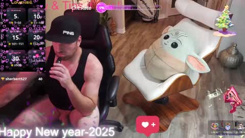 Snapshot of highclass92i chatting on 01/11/25, 08:33 High4This online show from 01/11/25, 08:33