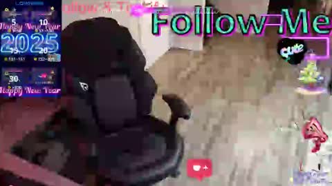 Snapshot of highclass92i chatting on 03/07/25, 04:24 High4This online show from 03/07/25, 04:24