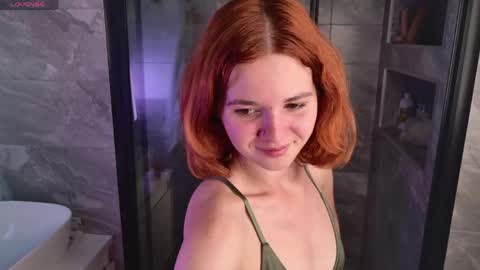 Snapshot of highendhoneyreal_ chatting on 05/21/26, 12:06 Rina online show from 05/21/26, 12:06