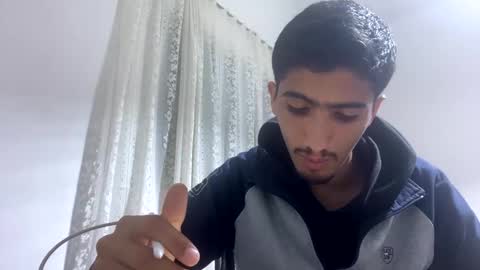 Snapshot of hihi9697 chatting on 12/18/24, 04:06 hihi9697 online show from 12/18/24, 04:06