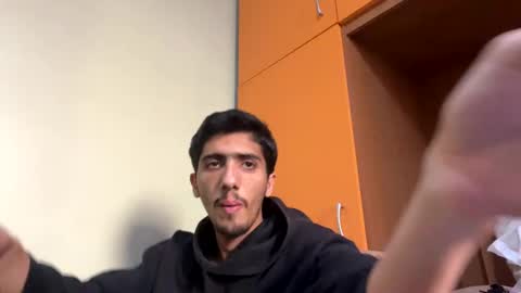 Snapshot of hihi9697 chatting on 01/03/25, 01:14 hihi9697 online show from 01/03/25, 01:14