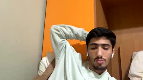 Snapshot of hihi9697 chatting on 03/09/25, 09:36 hihi9697 online show from 03/09/25, 09:36