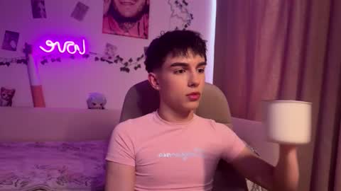 twinkvadusha online show from 02/25/26, 12:26