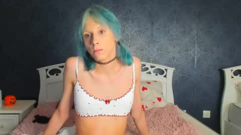 hi im Hika online show from 06/07/26, 09:07