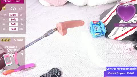 Snapshot of hikiko_doll_ chatting on 02/26/26, 08:52 Call me hikiko or kiko online show from 02/26/26, 08:52