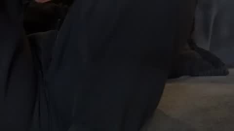 Snapshot of hikinks chatting on 10/18/25, 04:15 hikinxxx online show from 10/18/25, 04:15