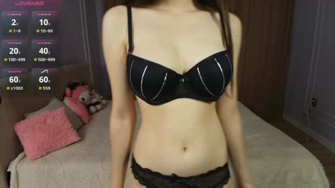 hikomi online show from 05/21/26, 01:18
