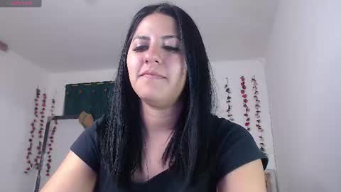 Snapshot of hilari18 chatting on 07/23/26, 01:58 hilaril18 online show from 07/23/26, 01:58