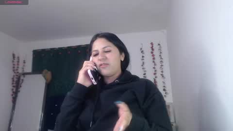 Snapshot of hilari18 chatting on 08/04/26, 06:10 hilaril18 online show from 08/04/26, 06:10