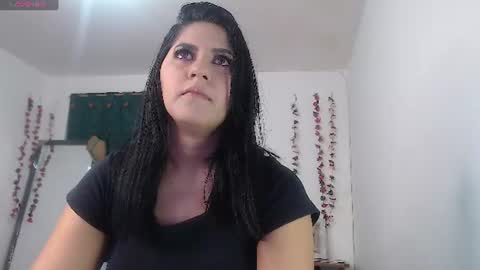 Snapshot of hilari18 chatting on 08/05/26, 03:48 hilaril18 online show from 08/05/26, 03:48