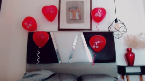 Hilary Avilan online show from 02/17/25, 07:53