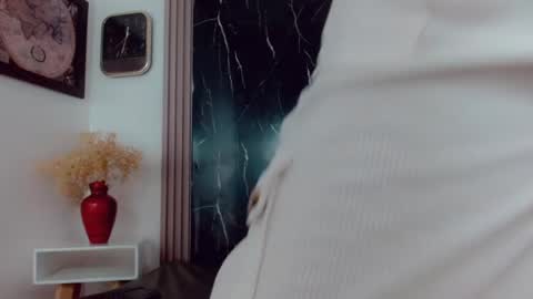 Hilary Avilan online show from 04/16/26, 07:25