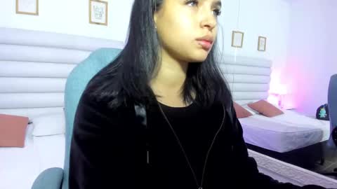 hilary_tailor online show from 09/29/25, 11:48