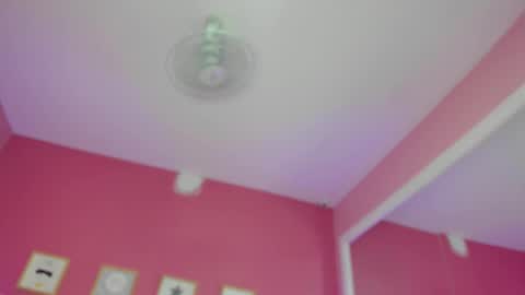 Snapshot of hilary_tailor chatting on 12/01/25, 11:04 hilary_tailor online show from 12/01/25, 11:04