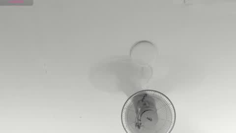 Snapshot of hilary_tailor chatting on 01/15/26, 11:04 hilary_tailor online show from 01/15/26, 11:04