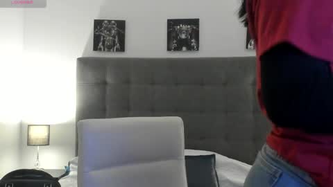 Snapshot of hilary_tailor chatting on 02/28/26, 11:11 hilary_tailor online show from 02/28/26, 11:11