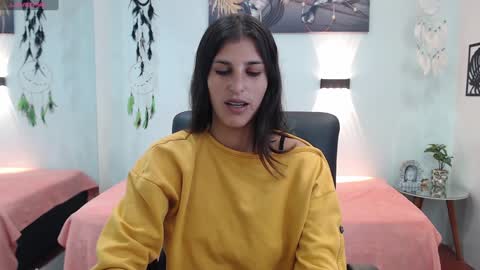 H I L A R Y online show from 01/29/25, 03:22