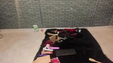 Hillary  online show from 04/19/26, 11:53