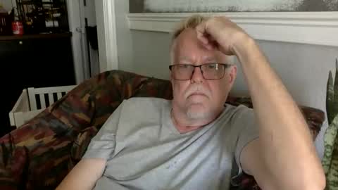 TwoDaddies online show from 03/02/26, 10:38