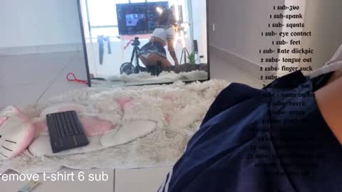 hillsdandarkie_44 online show from 11/19/25, 06:52