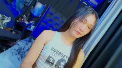 yuricah online show from 01/28/25, 07:53