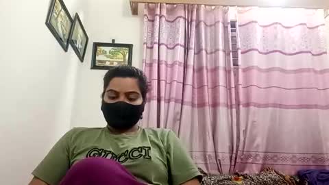 himuhimu22 online show from 10/09/25, 03:21