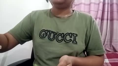 himuhimu22 online show from 10/11/25, 01:09