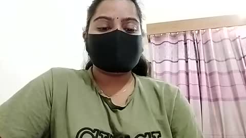 himuhimu22 online show from 11/20/25, 07:02