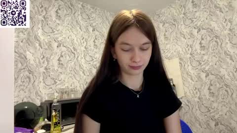 Snapshot of hinadesire chatting on 06/06/26, 08:35 Hina online show from 06/06/26, 08:35