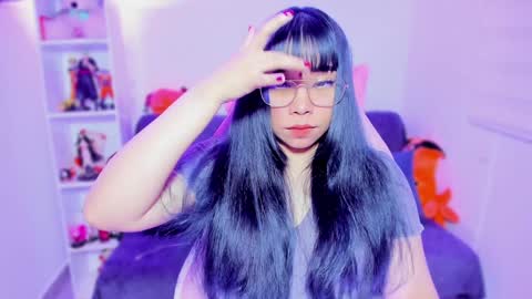 Hinata online show from 12/14/24, 12:01