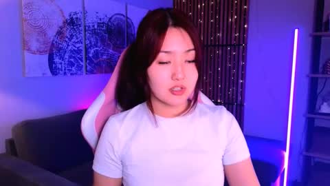 Hinata online show from 03/11/26, 02:12