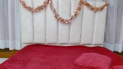 Snapshot of hinataleecs chatting on 12/24/24, 08:33 hinata lee online show from 12/24/24, 08:33