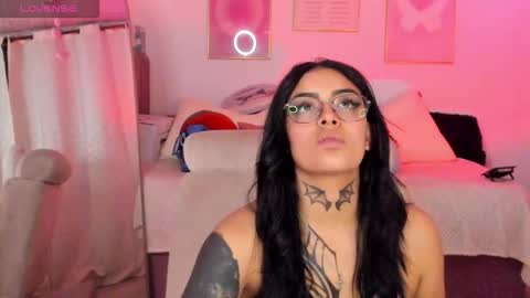  Karol  Independent Model online show from 09/17/25, 02:57