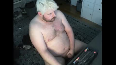 hipguy91 online show from 04/22/26, 06:53