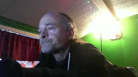 hippiedad333 online show from 02/05/26, 10:36