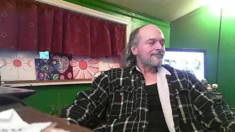 hippiedad333 online show from 02/25/26, 11:03