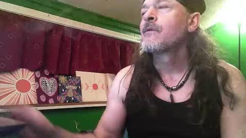 hippiedad333 online show from 04/02/26, 06:22