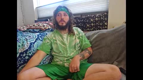 hippiejagain online show from 10/29/25, 07:15