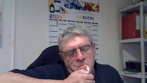 hippo online show from 01/02/25, 01:30