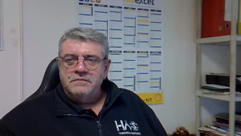 hippo online show from 01/10/25, 11:11