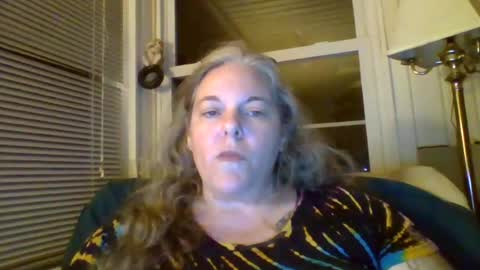 hippysnewhere online show from 06/22/26, 04:09