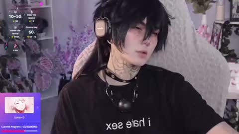Snapshot of hiro_ryota chatting on 06/26/26, 05:17 Hiro Ryota online show from 06/26/26, 05:17