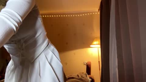 I am Amy ntmu Lets hit 10 Thumbs Up together online show from 03/04/26, 05:30