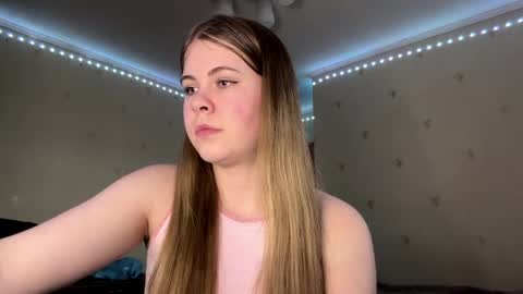 I am Amy ntmu Lets hit 10 Thumbs Up together online show from 03/27/26, 02:17