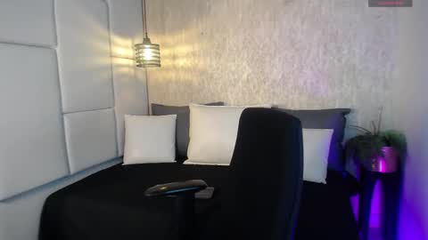 Hisoka online show from 02/28/26, 02:23