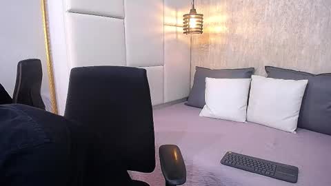 Hisoka online show from 03/06/26, 09:11