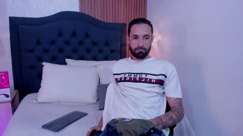 Hisoka online show from 04/09/26, 08:47