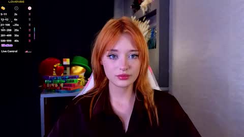 Snapshot of hisoka__akerley chatting on 10/11/25, 05:44 Ella online show from 10/11/25, 05:44